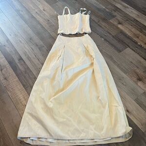 Vintage Jessica McClinton for Gunne Sax Two Piece Ivory Set
Corset & Maxi Skirt